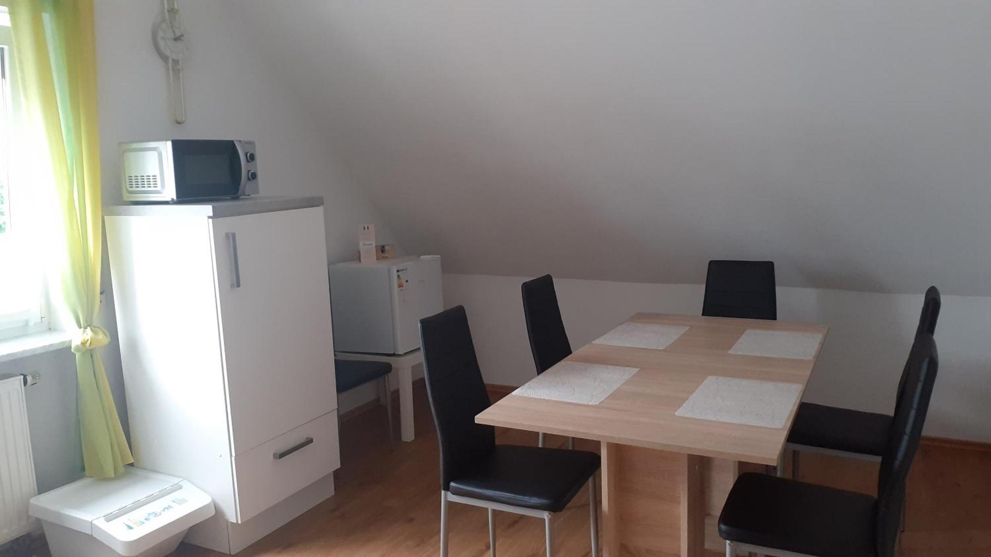 Privatzimmer Burgau Buitenkant foto