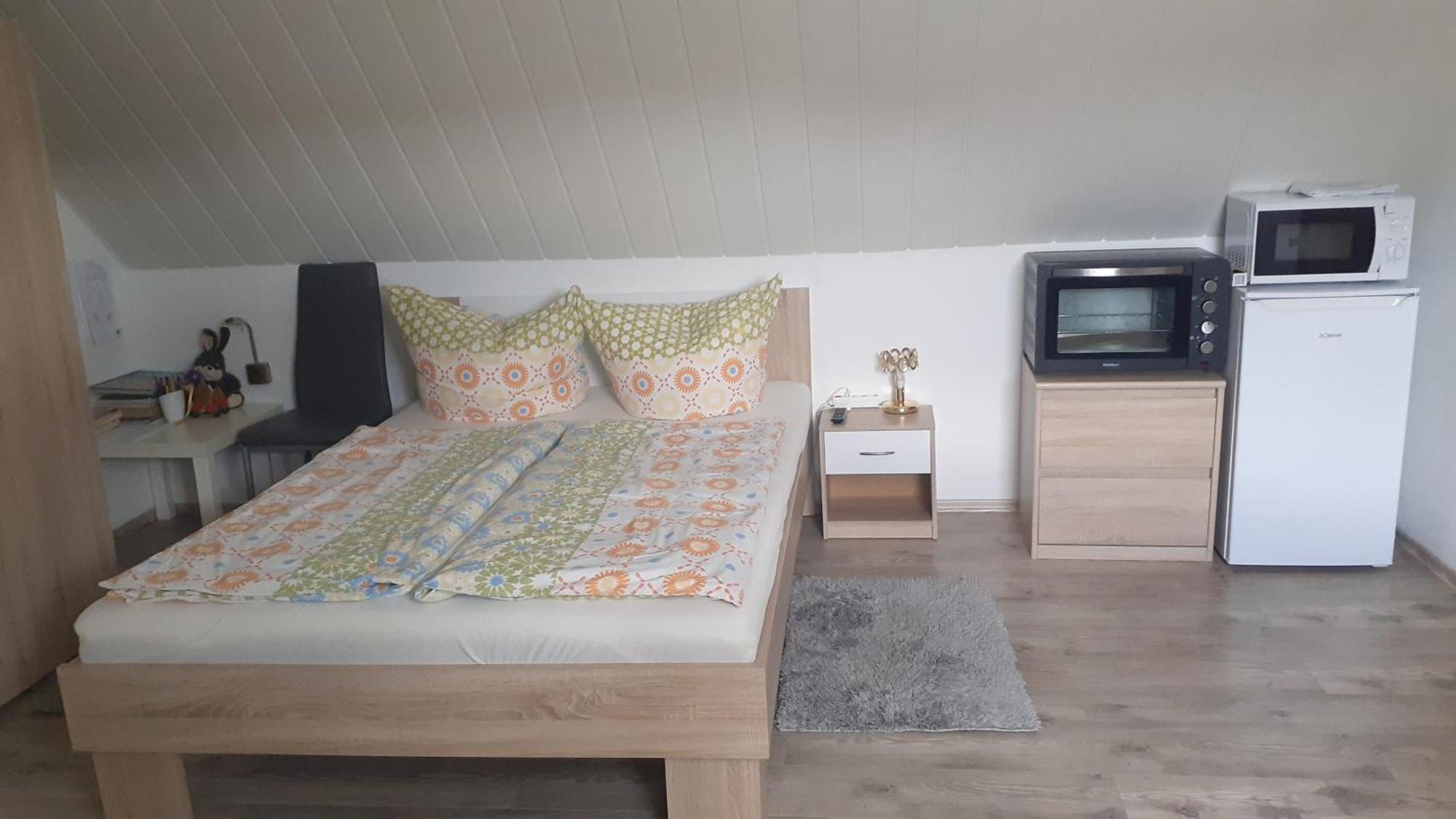 Privatzimmer Burgau Buitenkant foto