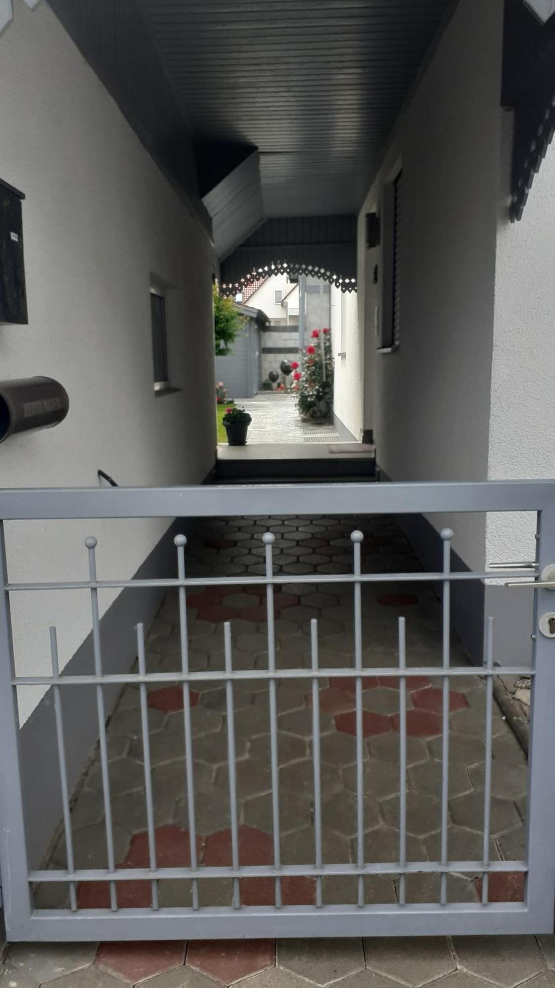 Privatzimmer Burgau Buitenkant foto